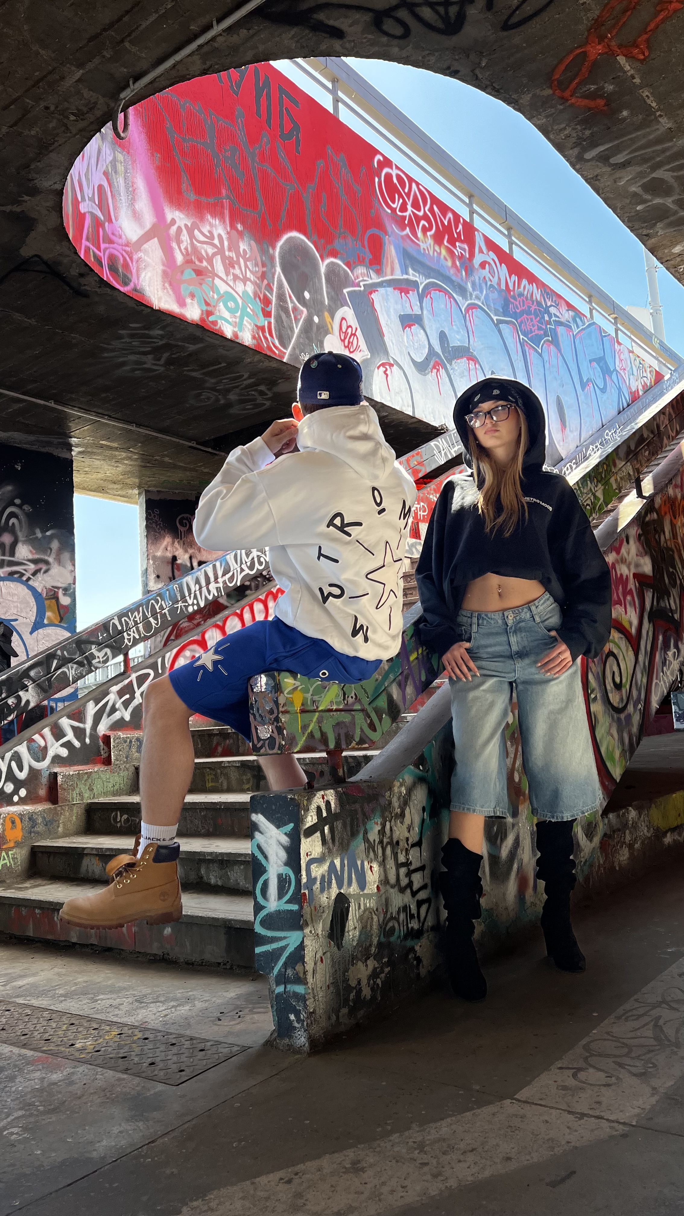 Metro Mood lookbook — graffiti